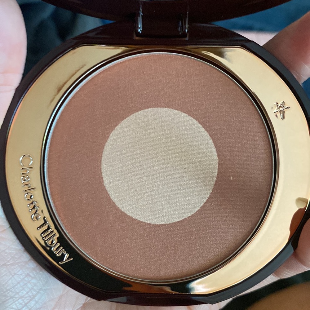 Charlotte Tilbury Cheek to Chic blush